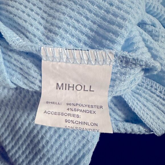 Miholl Blue balloon sleeve, beautiful top.with lace sleeve, and zipper back - Picture 8 of 8